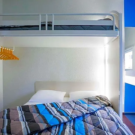 Hotelf1 Sur Orge * Épinay-sur-Orge