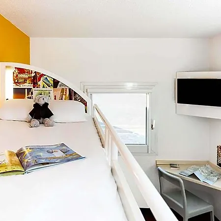 Hotell Hotelf1 Sur Orge
